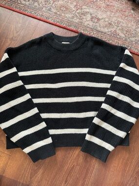 H&M Black and White Ribbed Knit Sweater
